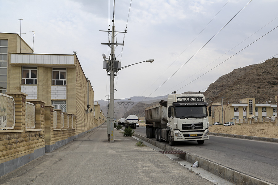 trailer in lar 04